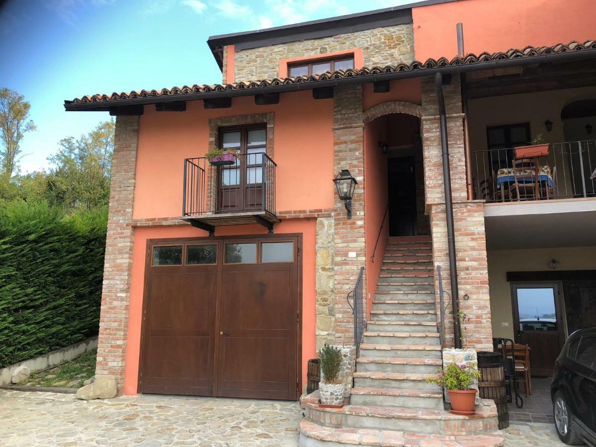 Agriturismo La Ca Veja Monforte dʼAlba Eksteriør bilde