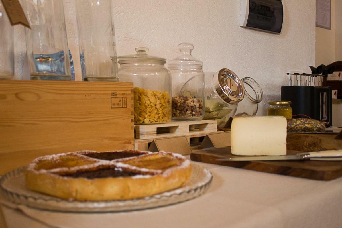 Agriturismo La Ca Veja Monforte dʼAlba Eksteriør bilde