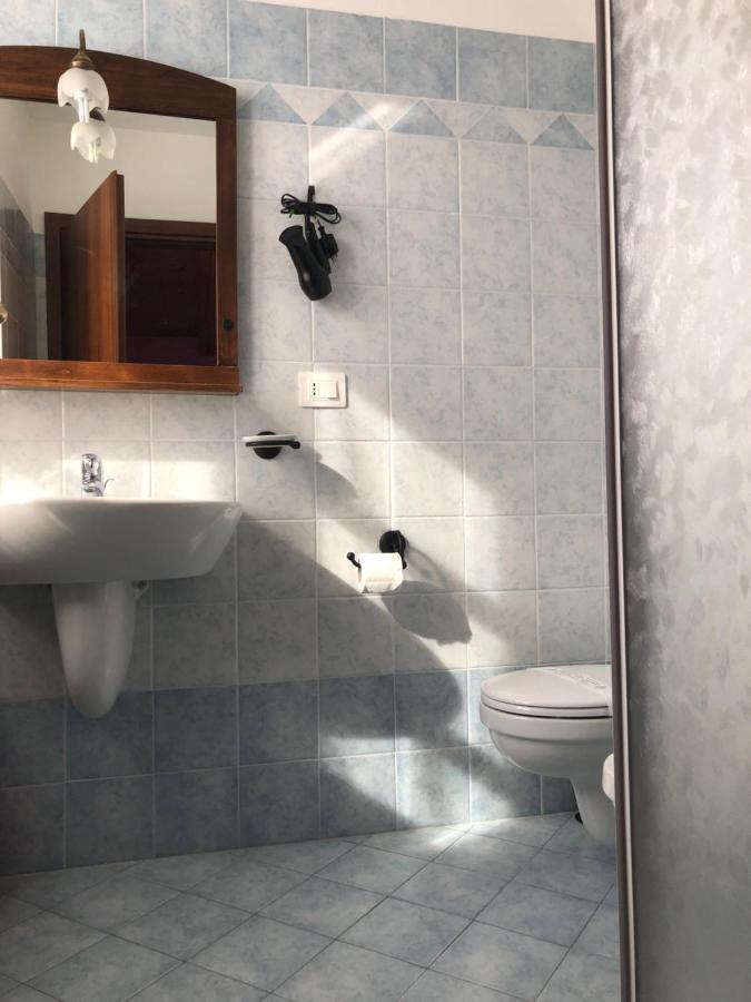 Agriturismo La Ca Veja Monforte dʼAlba Eksteriør bilde